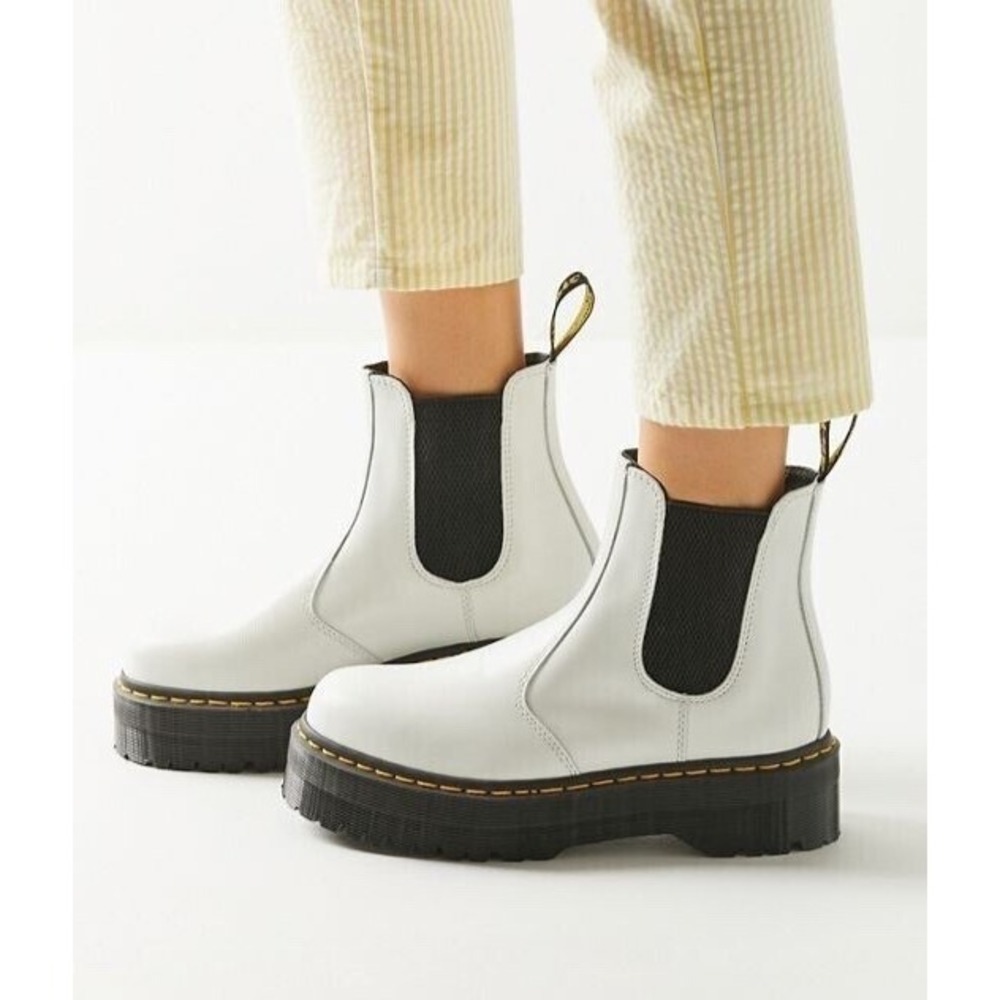 Dr Martens 2976 QUAD Laceless White Platform Lug Chelsea Chunky Boots Size 9